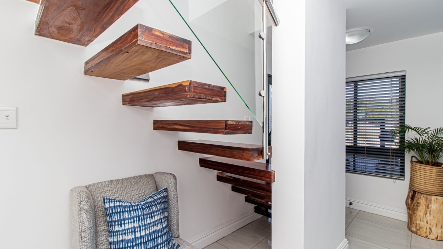 4 Bedroom Property for Sale in Beachfront Western Cape